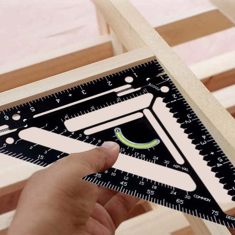 Innovative Rafter Square Tool