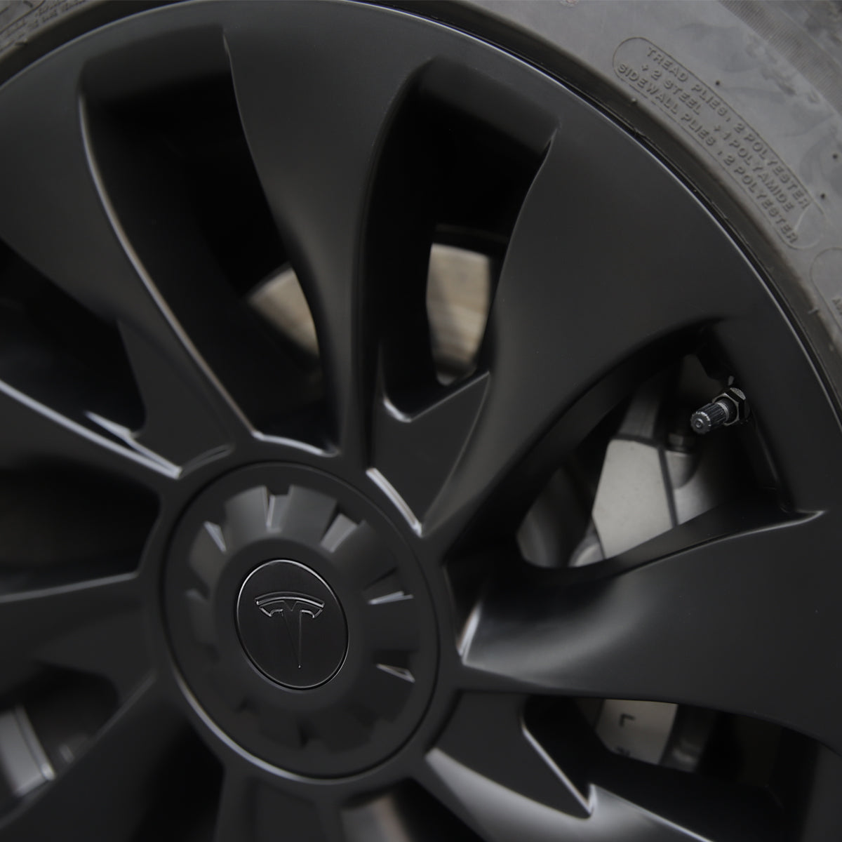 Taddon18" ÜBERTURBINE Style Wheel Cover for Model 3