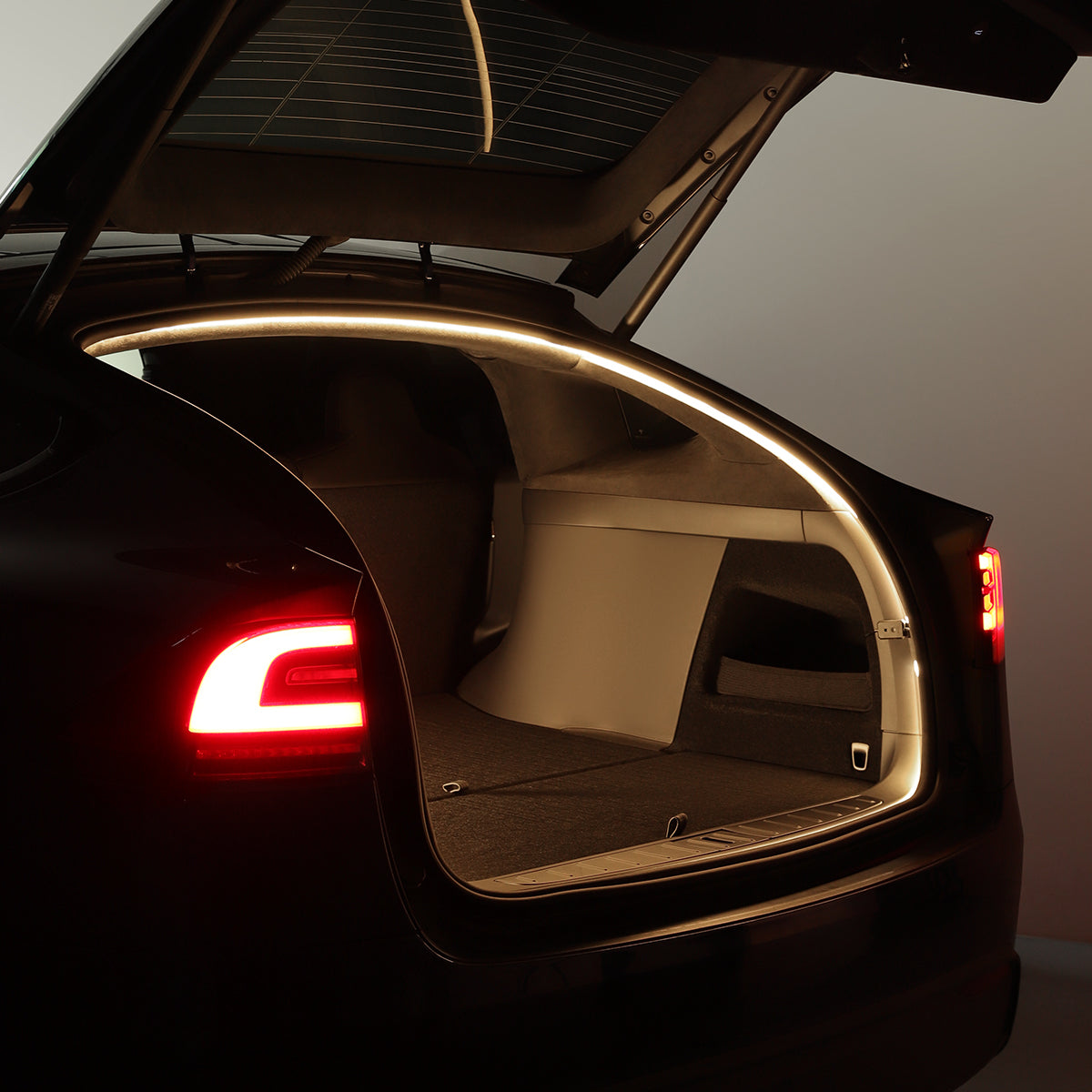 TaddonTrunk LED Strip for Tesla Model X