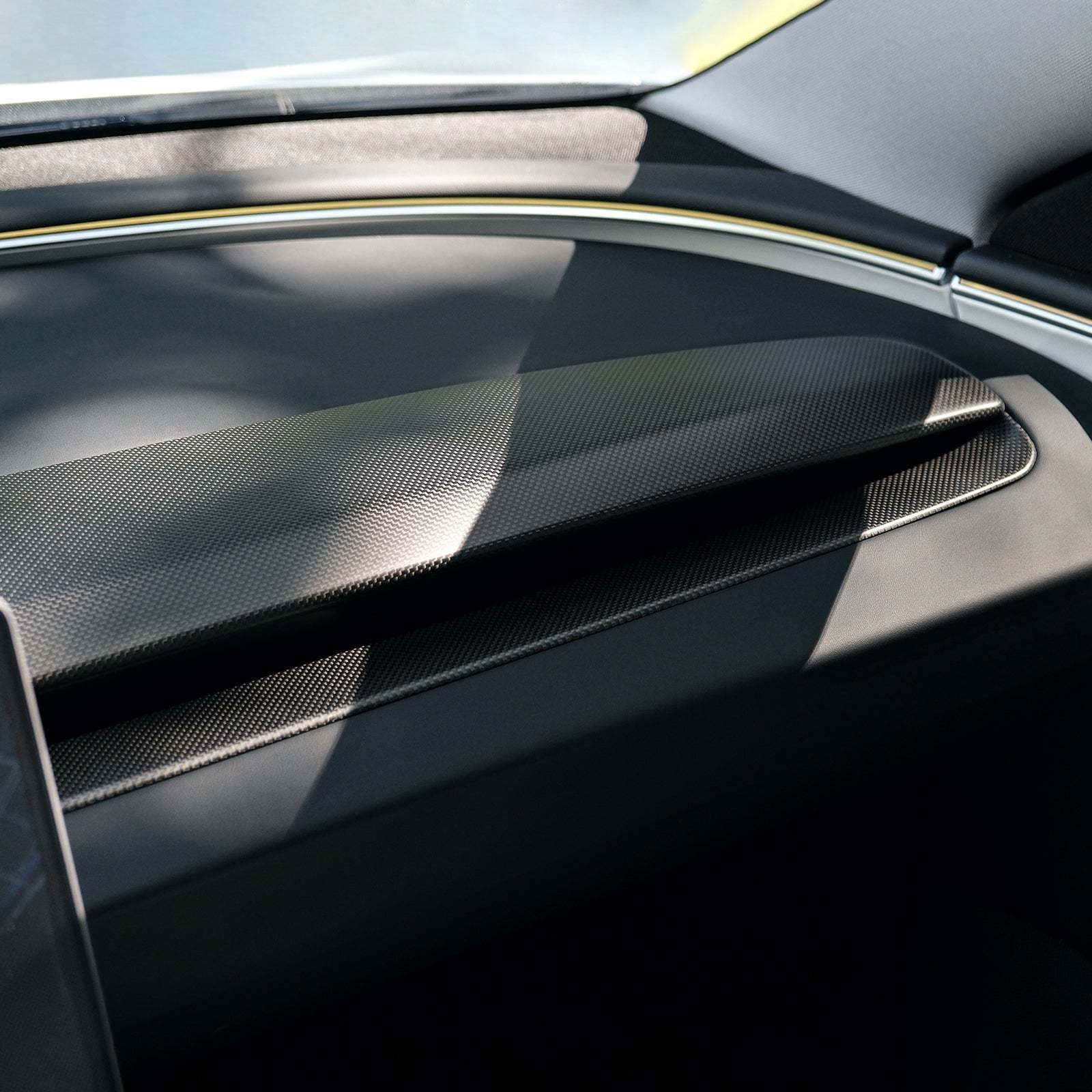 TaddonReal Carbon Fiber Dashboard for Model 3 Highland