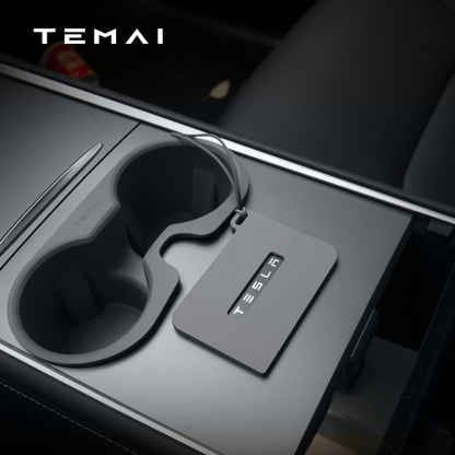 TaddonSilicone Car Card Key Holder for Tesla Model 3/Y