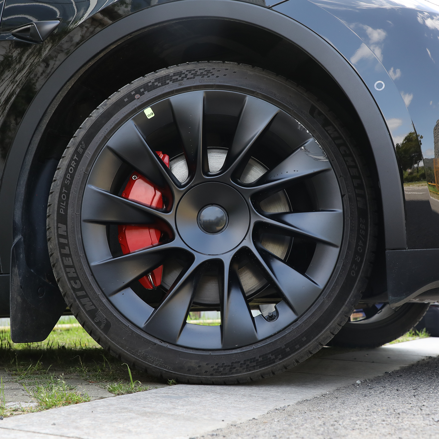 TaddonBrake Caliper Covers for Tesla Model 3/Y (4 Pcs)