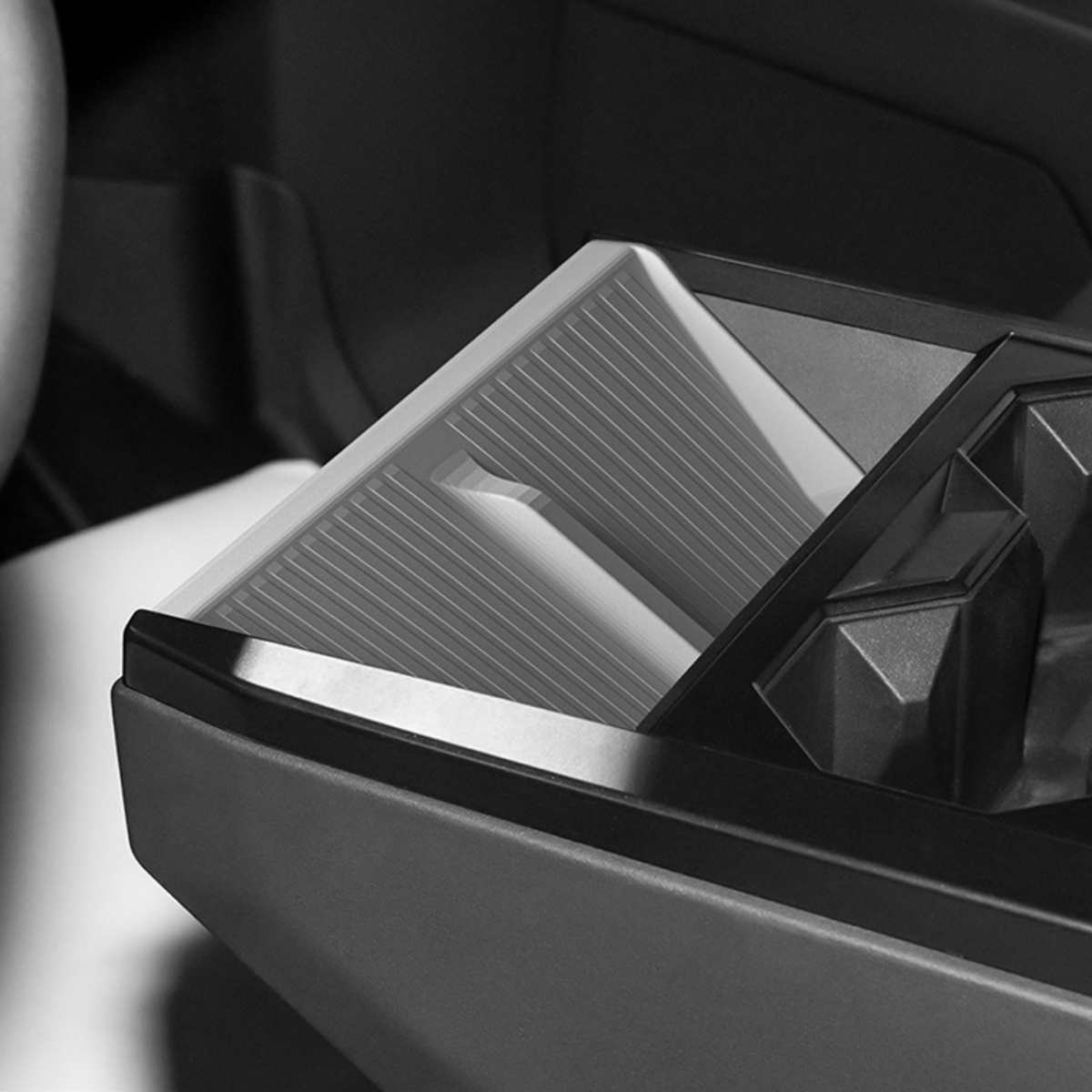 TaddonWireless Charging Silicone Mat for Tesla Cybertruck