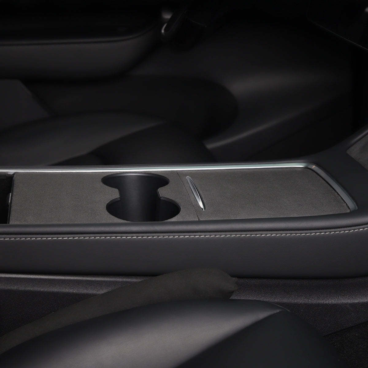 TaddonSuede Console Cover for Tesla Model Y (2021-2024) & Model 3 (2021-2023)