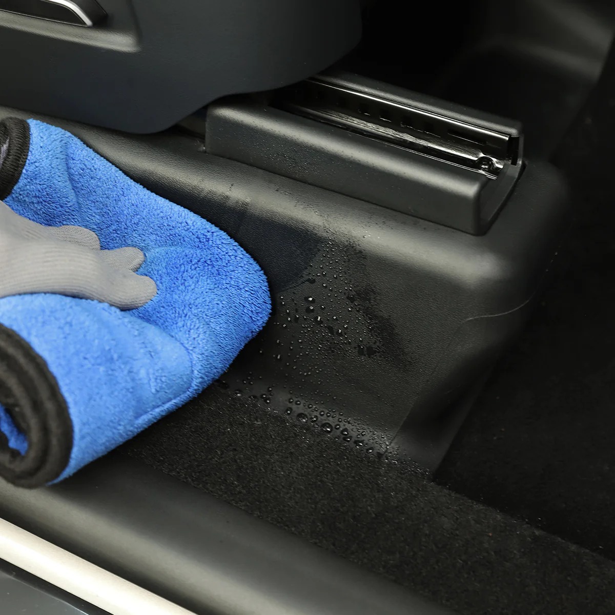 Seat Track Cover for Model Y L