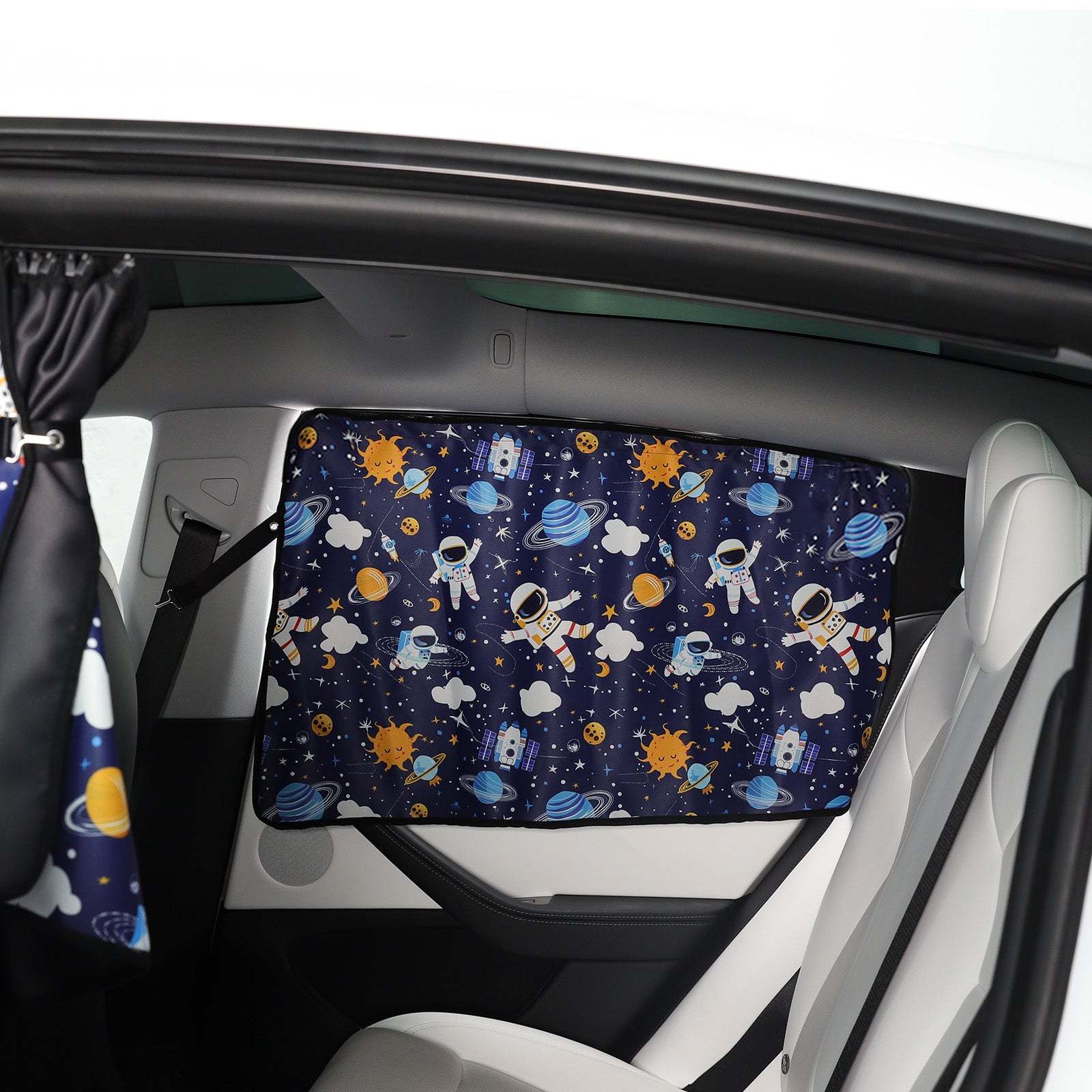 Rear Side Sunshade Curtain with Cartoon Astronaut and Planet Prints for Model 3/Y