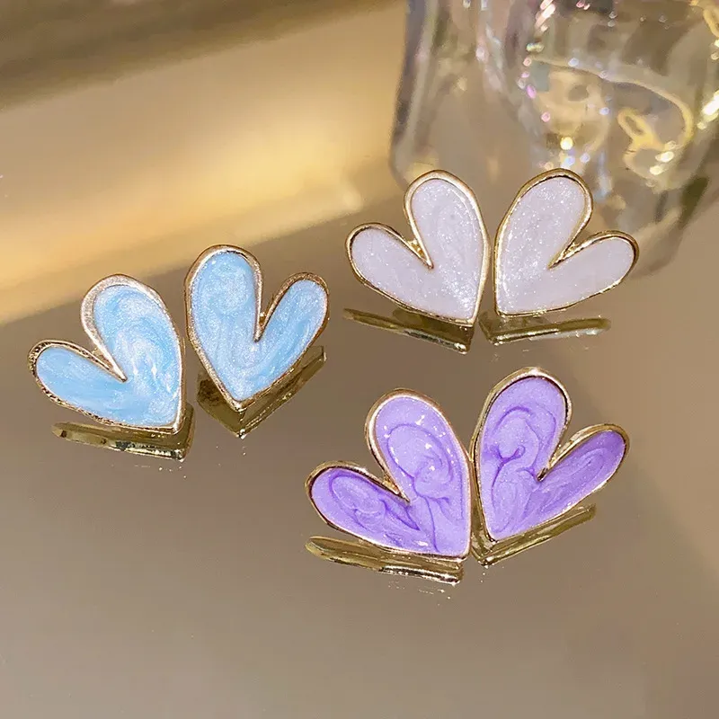 New Design Love Heart Shape Earrings Cute Earrings For Women Wedding Jewelry Elegant Simple for Women