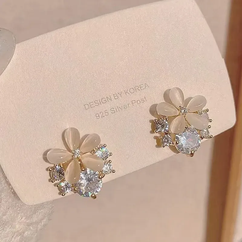 Korean Trendy Fashion Gentle Crystal Cat Eye Stone Flower Shaped Stud Earrings for Women Girls Jewelry