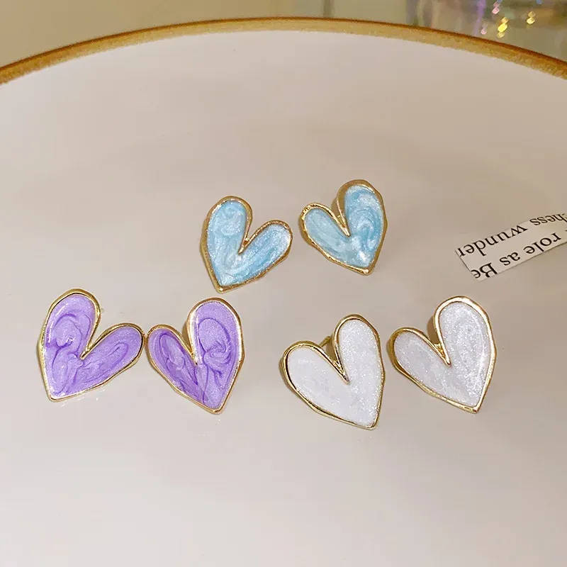 New Design Love Heart Shape Earrings Cute Earrings For Women Wedding Jewelry Elegant Simple for Women