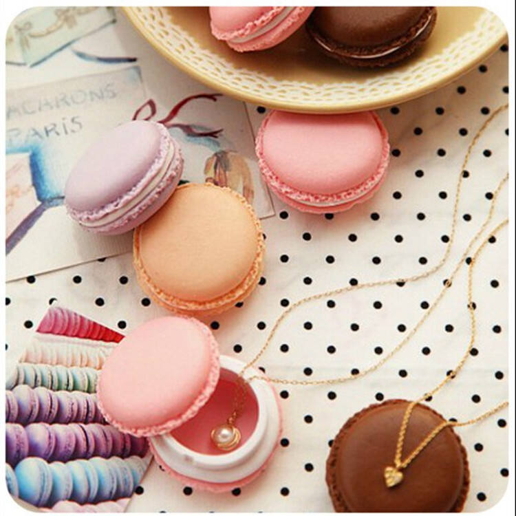 Women's jewelry storage box earrings and earrings home box storage box portable Macaron jewelry small packaging