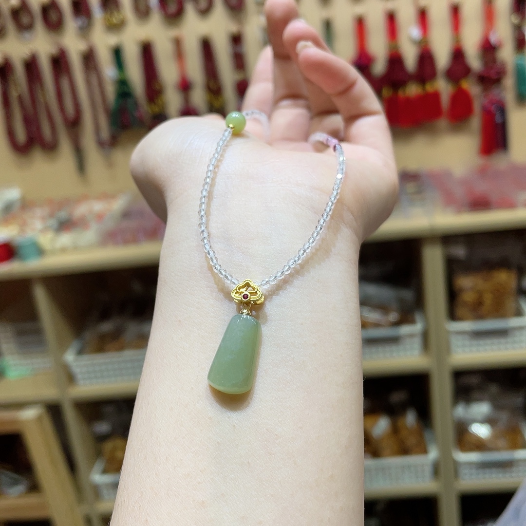 Hetian jade necklace 