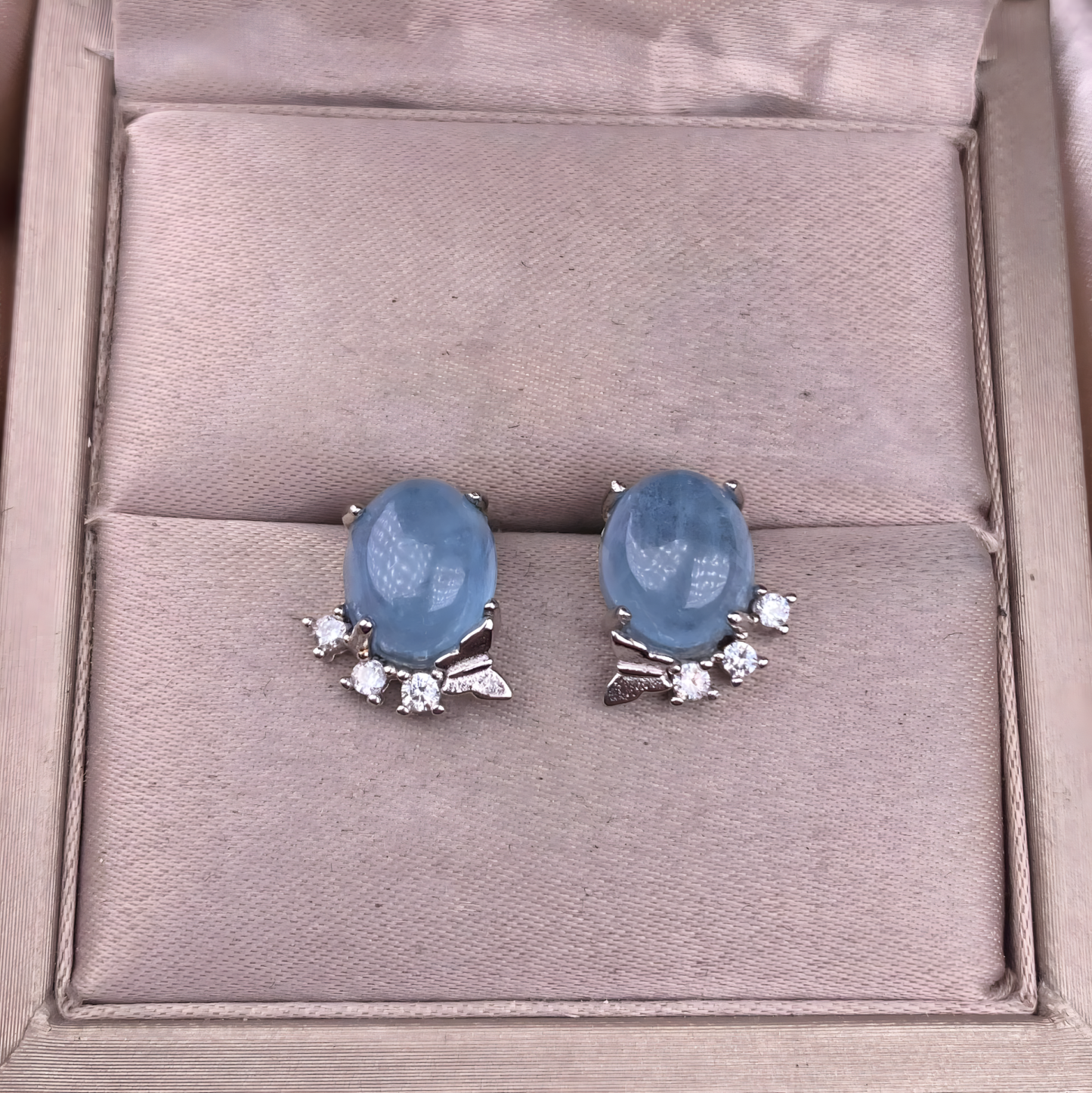 Oval Aquamarine S925 Silver Earring Four Claw Inlaid With Butterfly Design