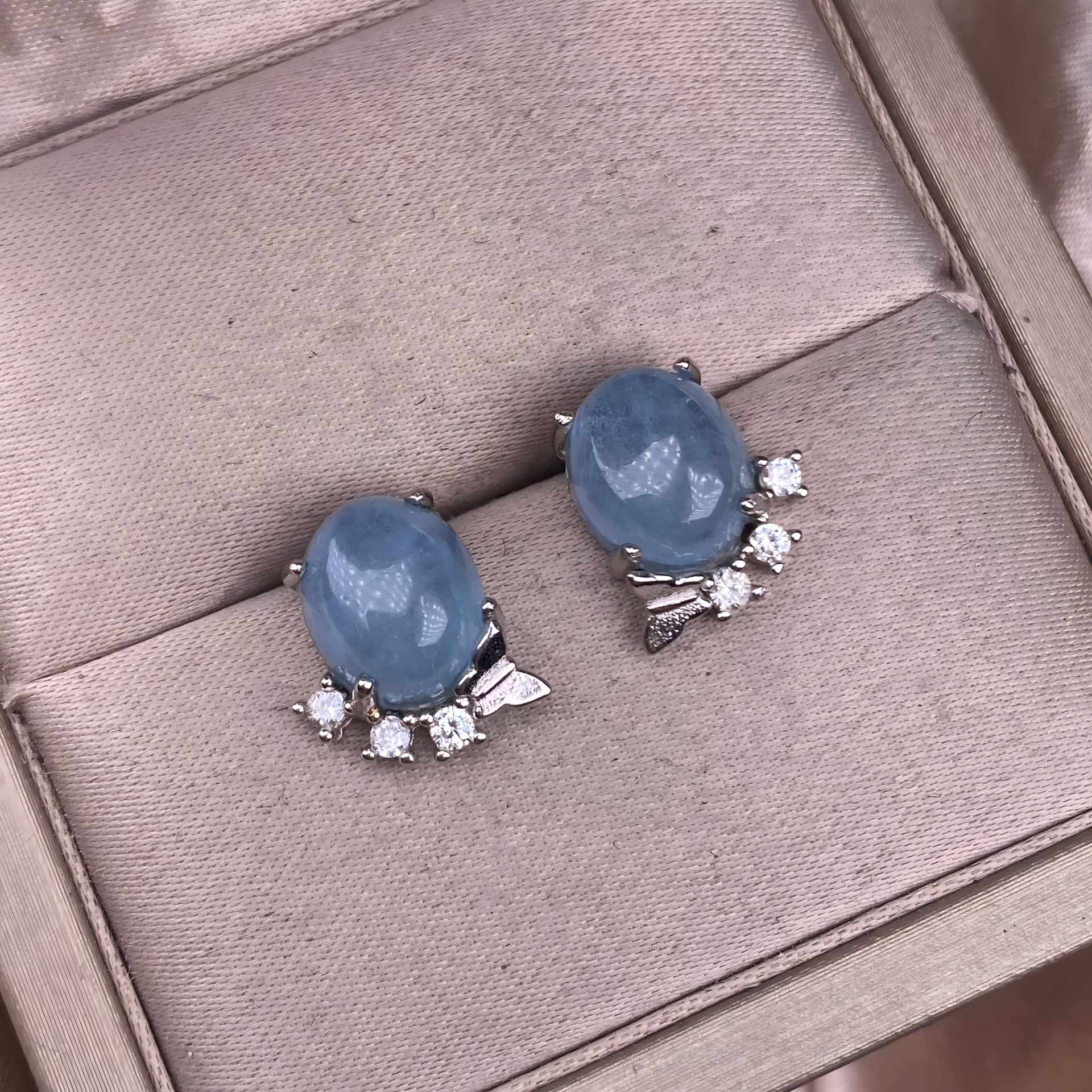 Oval Aquamarine S925 Silver Earring Four Claw Inlaid With Butterfly Design