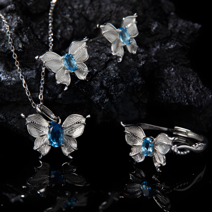 Faceted Oval Blue Topaz S925 Silver Ring Double Layer Three-dimensional Butterfly Design Natural Crystal Set