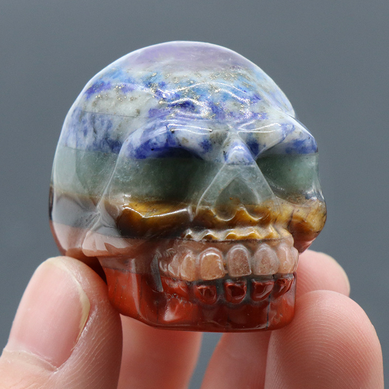 Crystal carved skull carving,45g