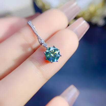 Moissanite Diamond S925 Silver Pendent Classic Design