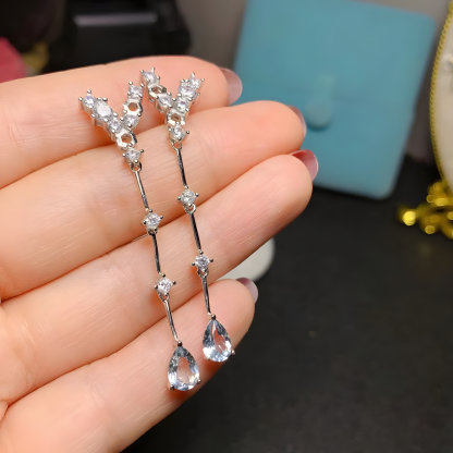 Tear Drop Aquamarine S925 Sliver Earring Y Dangling Design