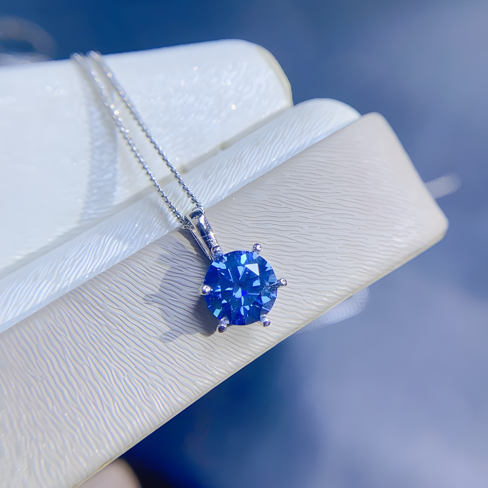 Moissanite Diamond S925 Silver Pendent Classic Design