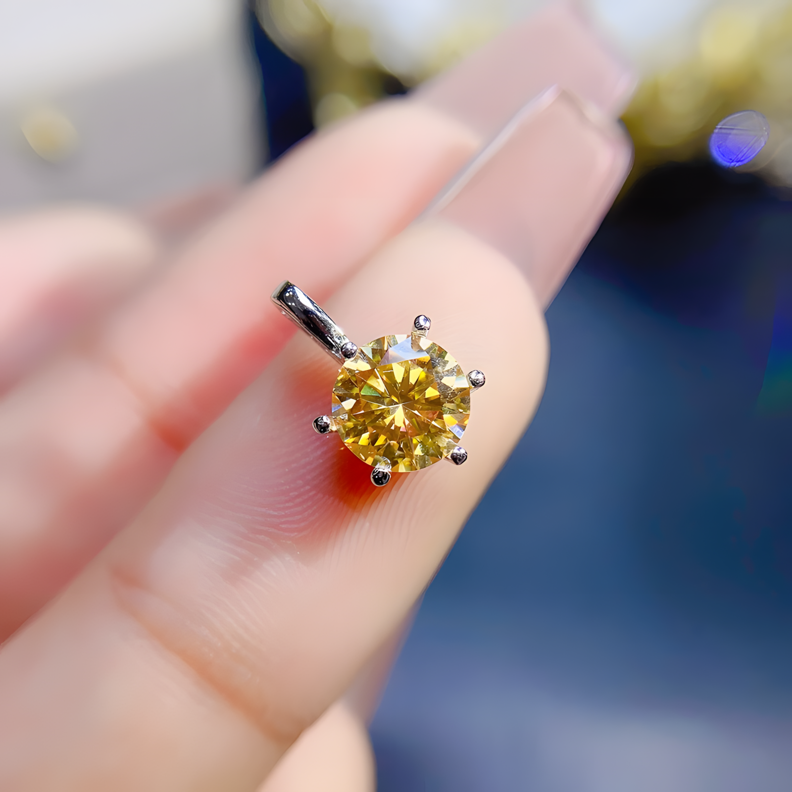 Moissanite Diamond S925 Silver Pendent Classic Design