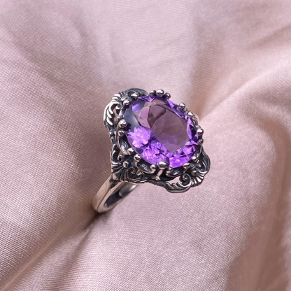 Amethyst S925 Inlaid Vintage Silver Lace With A Faced Natural Crystal Ring