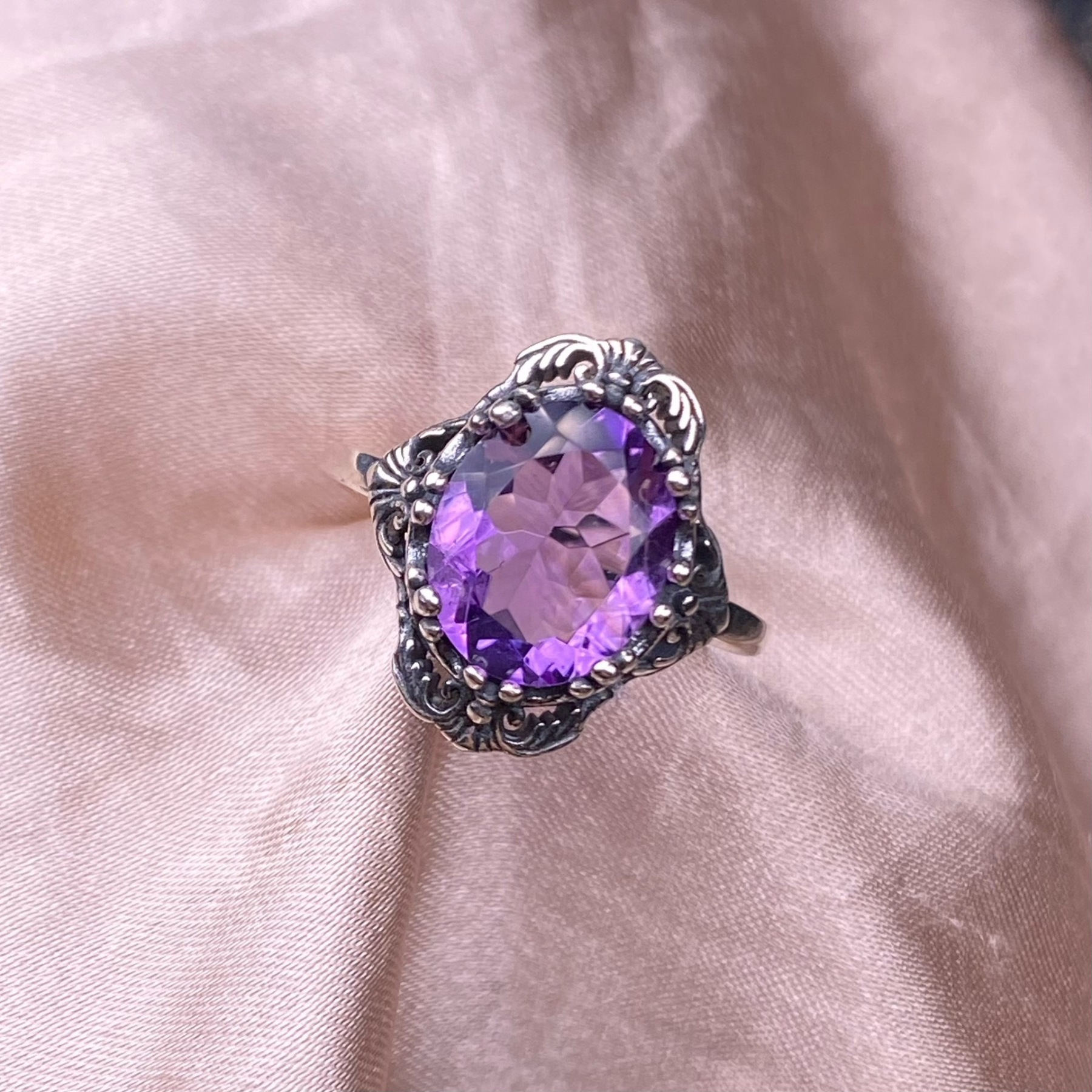 Amethyst S925 Inlaid Vintage Silver Lace With A Faced Natural Crystal Ring