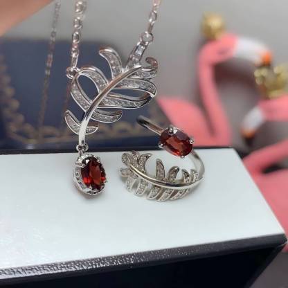 Feather Garnet S925 Silver Ring / Pendent Natural Crystal Set