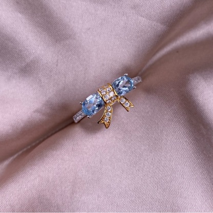 Swiss Blue Topaz S925 Gold Bowknot Design Silver Ring