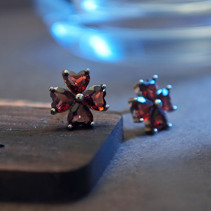 S925 Garnet Clover Earrings