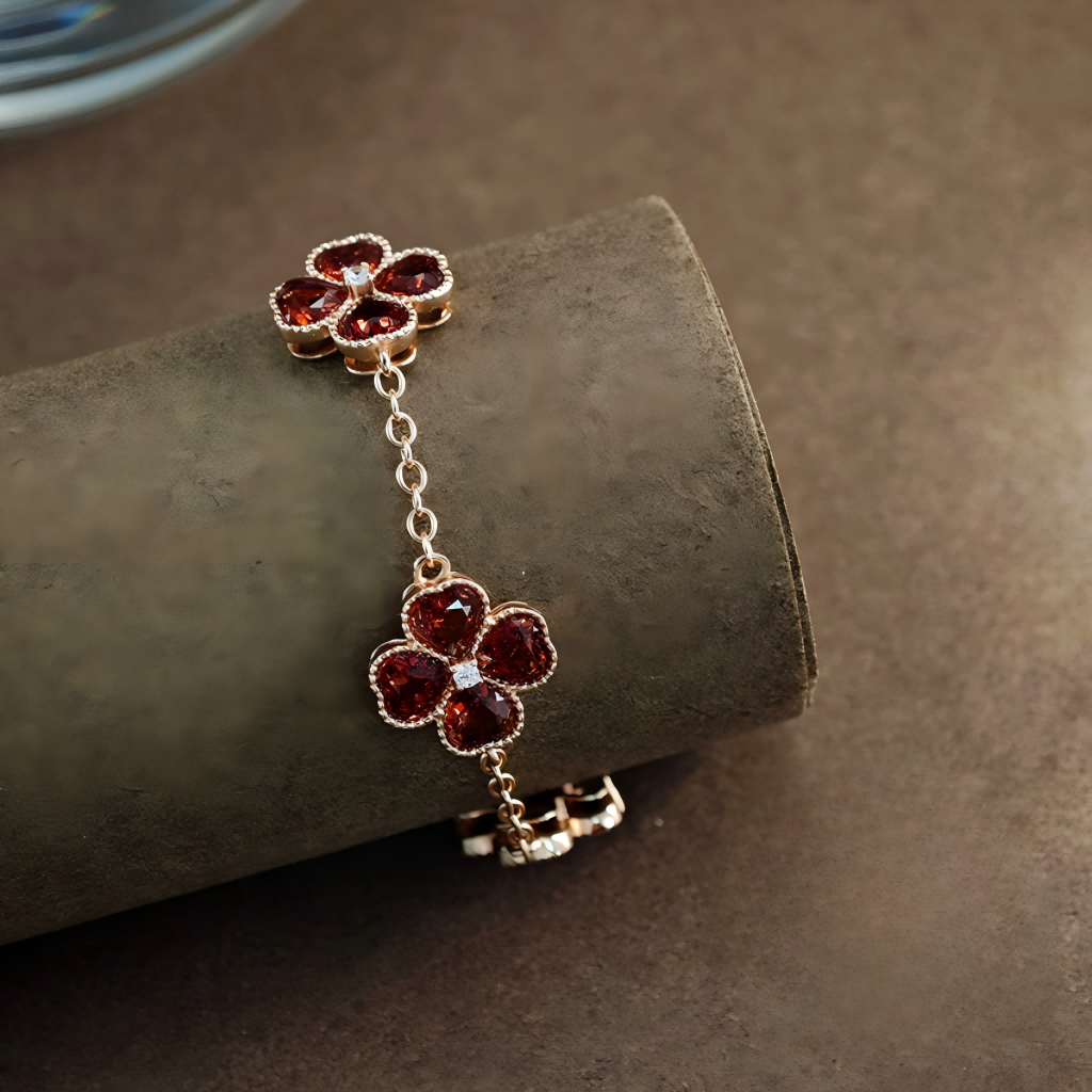 S925 Garnet Clover Bracelet 