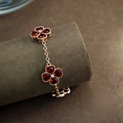 S925 Garnet Clover Bracelet 