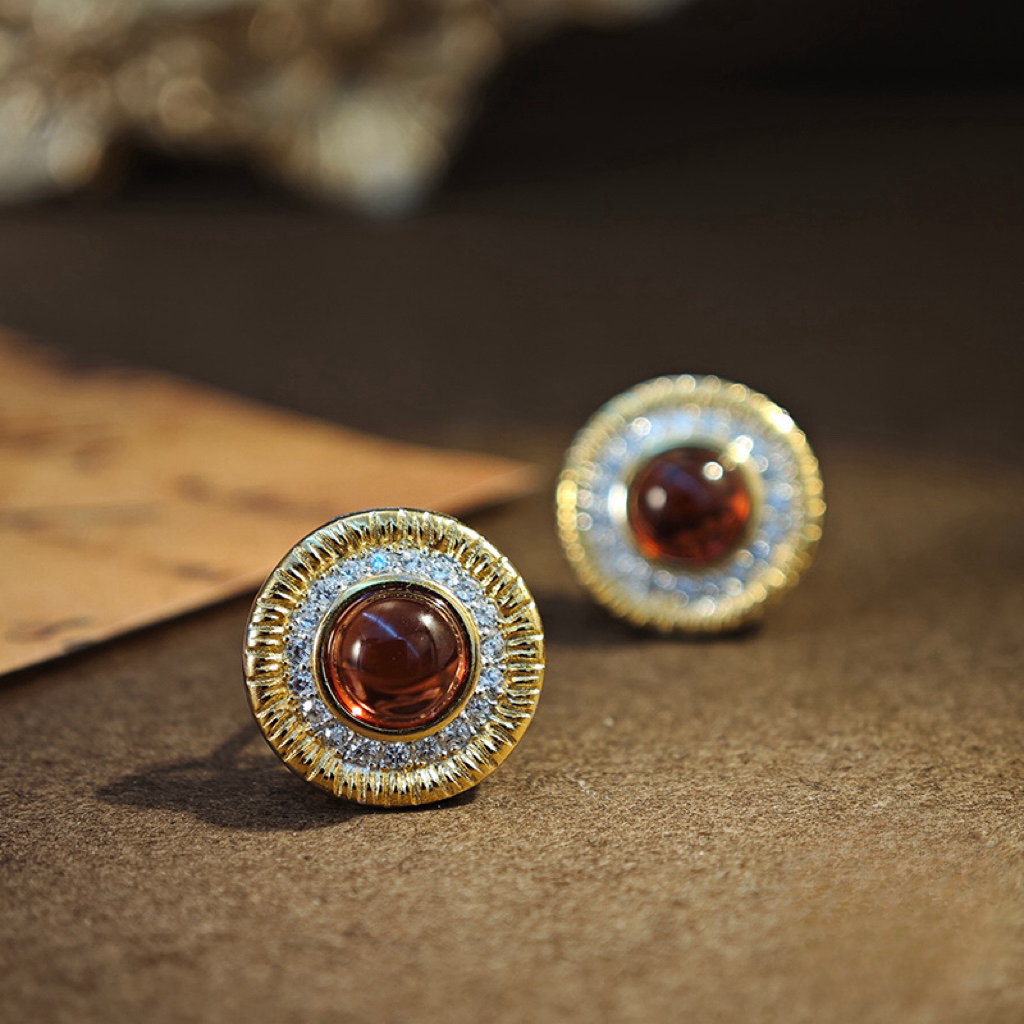 Garnet S925 Light Luxury Retro Round Natural Crystal Silver Earring