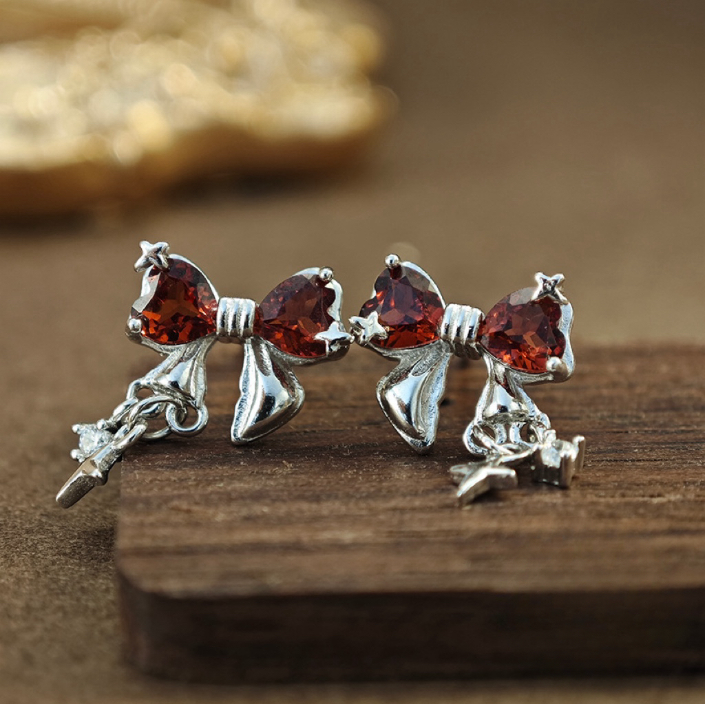 Bowknot Garnet S925 Silver Temperament Women's Earring