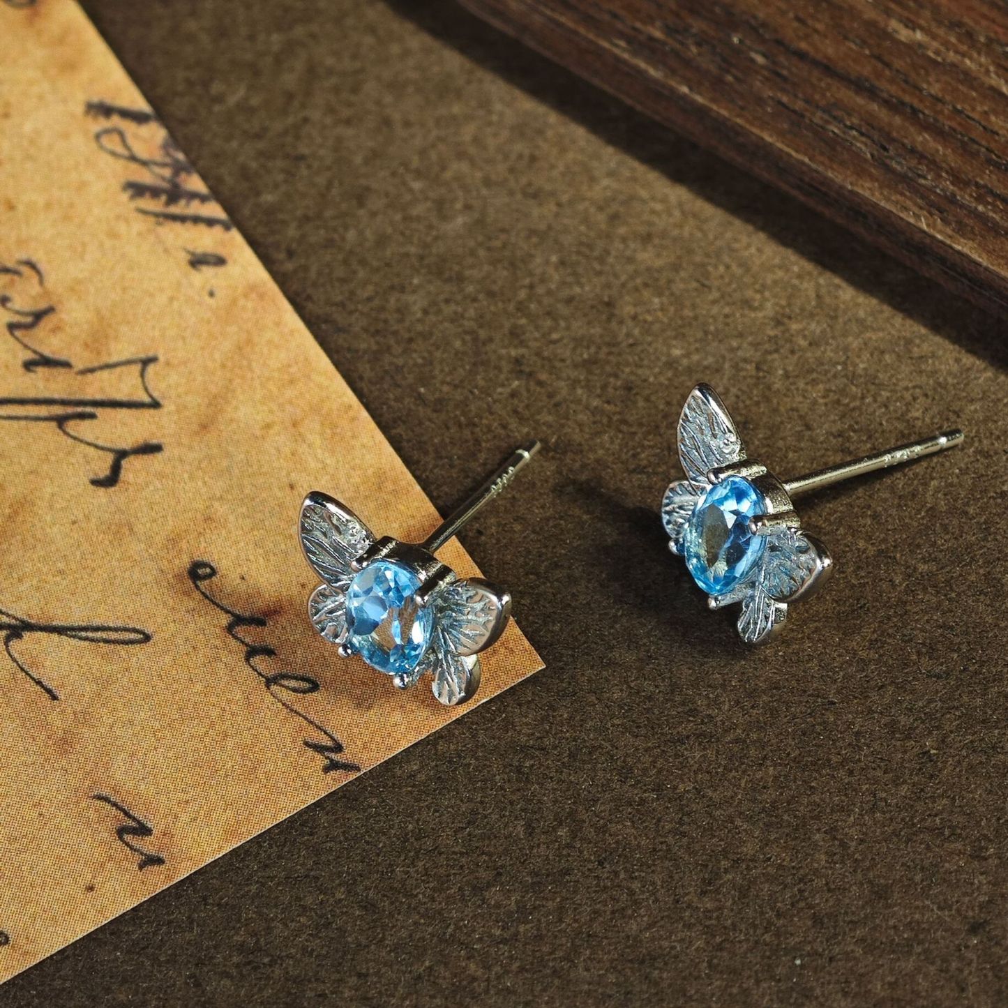S925 Sliver Earring With Butterfly Design Inlay A Faced Natural Crystal Blue Topaz 