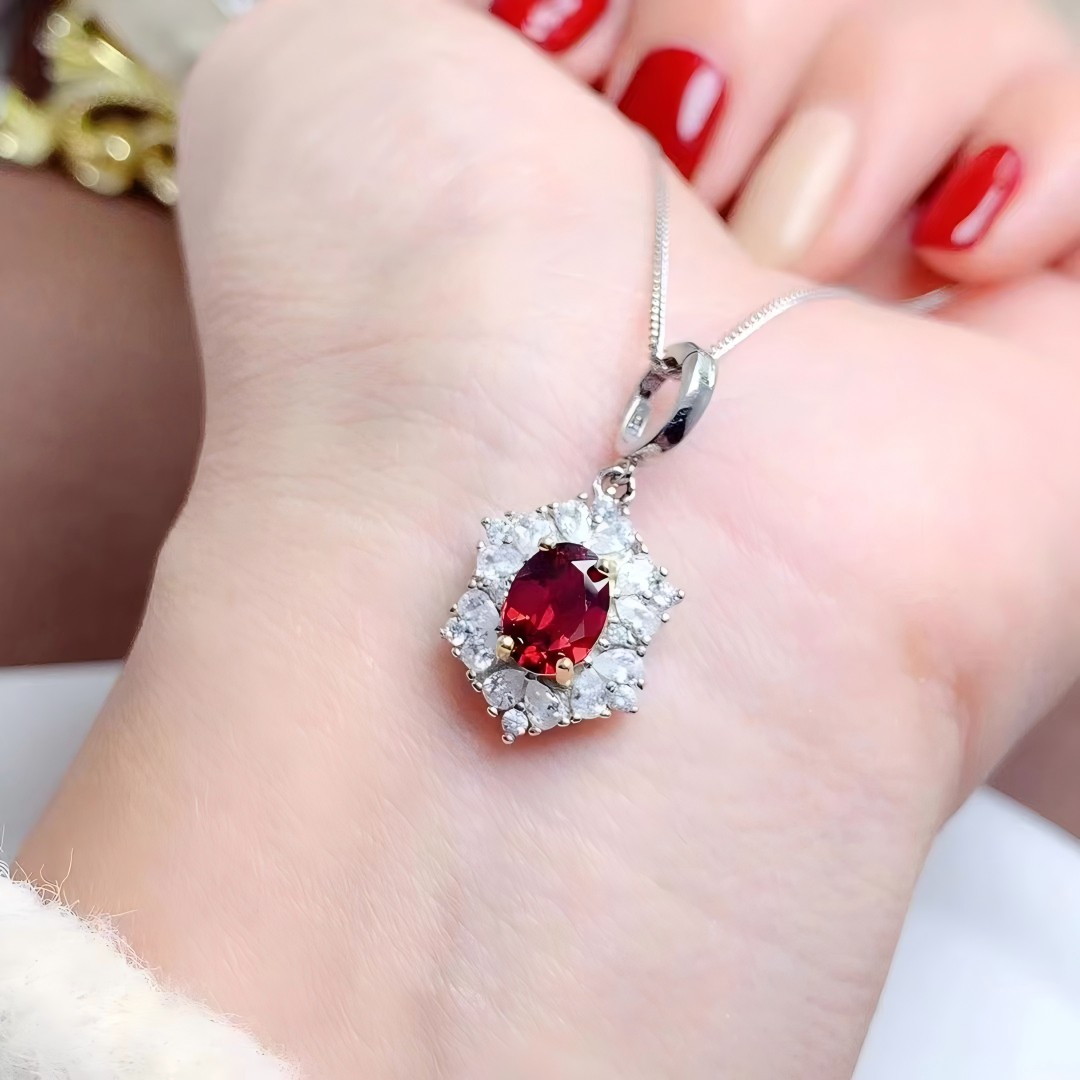 Mirror Flower Garnet S925 Silver Ring / Earring / Pendent / Necklace Natural Crystal Set