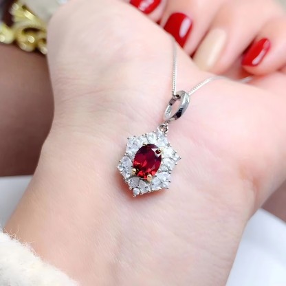 Mirror Flower Garnet S925 Silver Ring / Earring / Pendent / Necklace Natural Crystal Set
