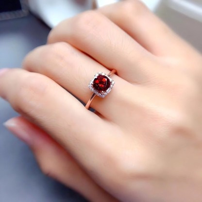 Square Garnet S925 Silver Ring / Earring / Pendent / Necklace Four Claws Design