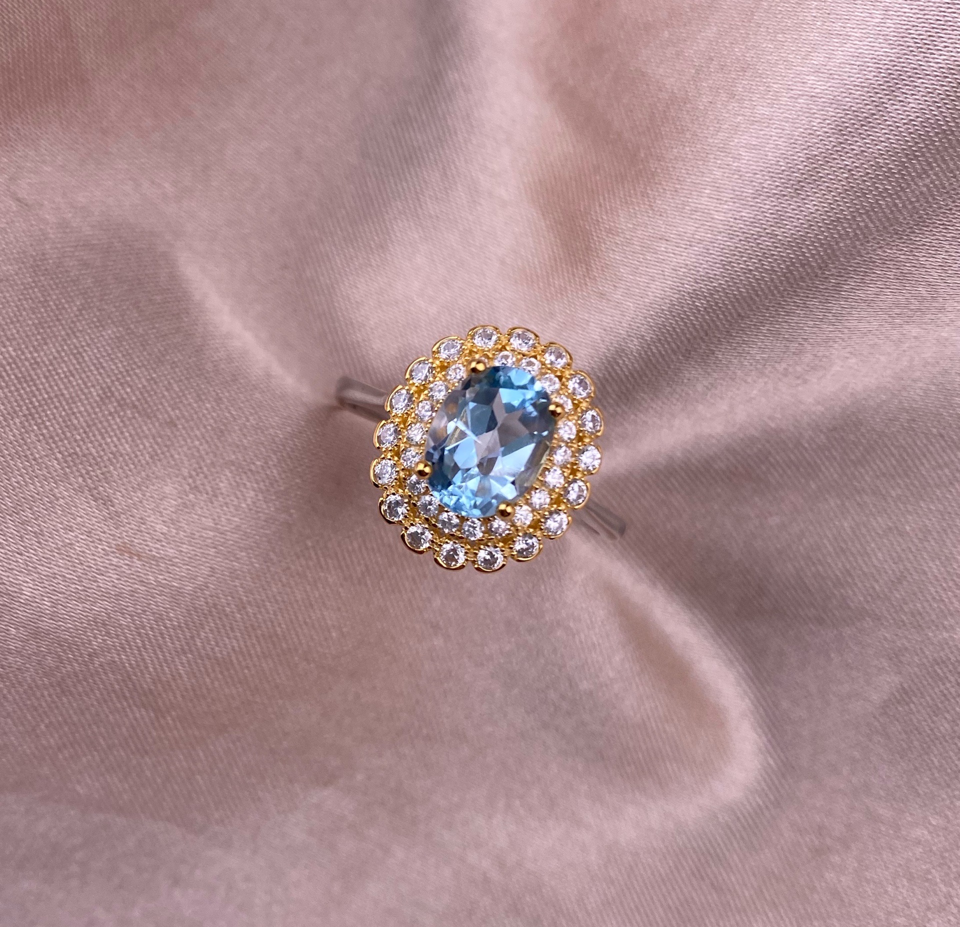 Swiss Blue Topaz S925 Sunflower Gold Side Sliver Ring Band