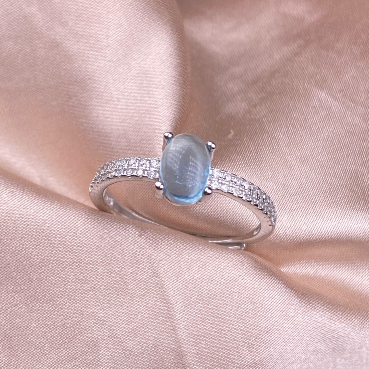 Aquamarine S925 Ring With Silver Four-claw Setting