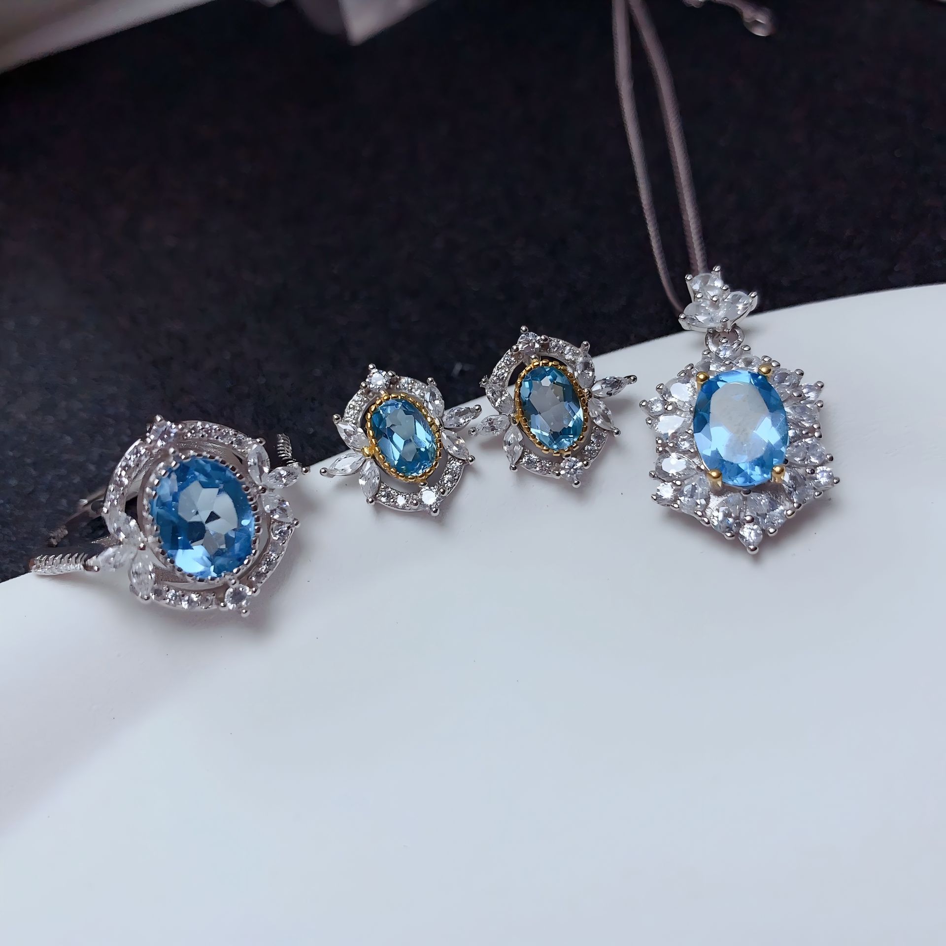 Mirror Flower Blue Topaz S925 Silver Ring / Earring / Pendent / Necklace Natural Crystal Set