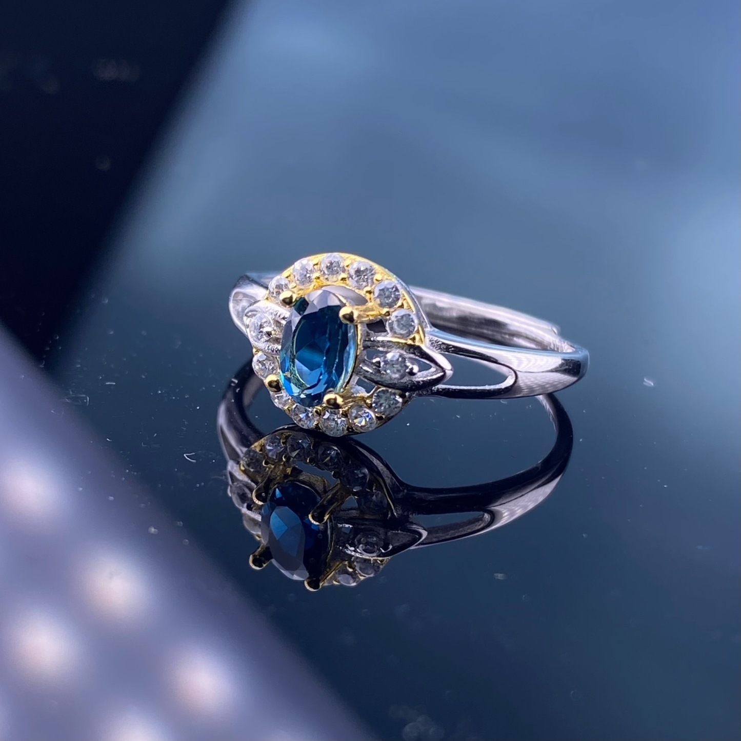 London Blue Topaz S925 Gold Color Sunflower Light Luxury Faced Natural Crystal Ring