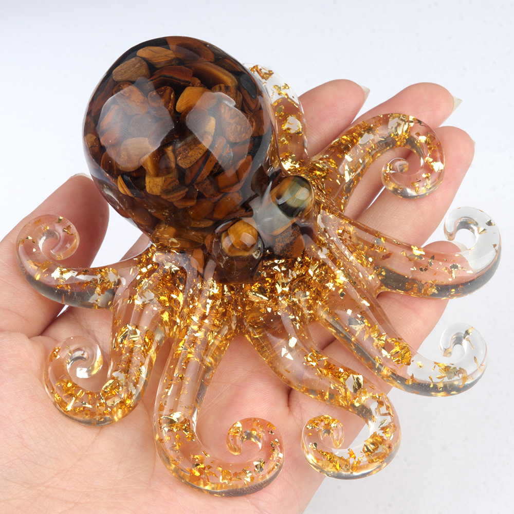 Crystal Gravel Resin Octopus Carving,130g