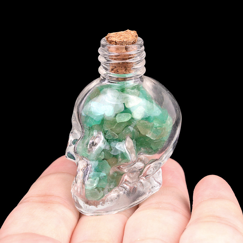 Crystal skull bottle with crushed stone carving,40g
