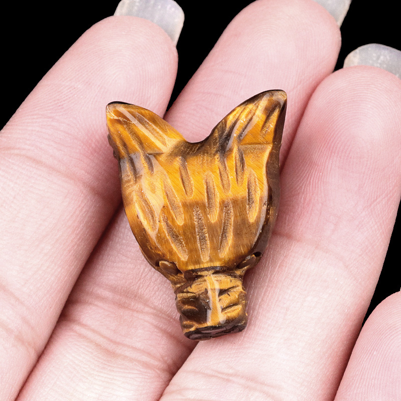 Crystal Carved Wolf Head Carvings