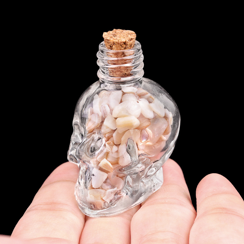 Crystal skull bottle with crushed stone carving,40g