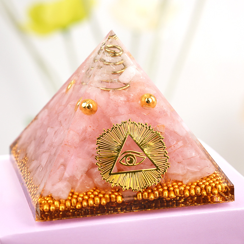 6.5cm Pyramid Gravel Resin Crystal Carving,185g