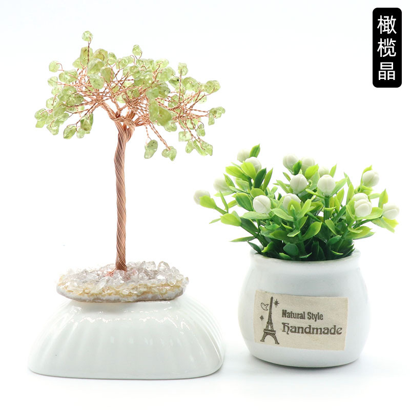 Crystal chips wrapped around the tree of life carving,70~100g