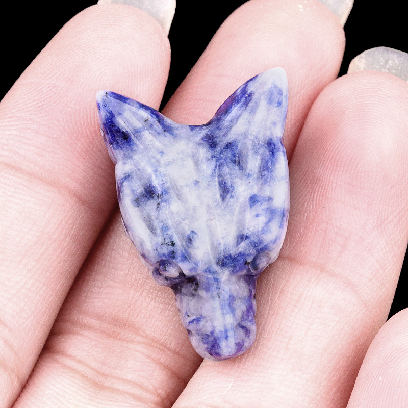 Crystal Carved Wolf Head Carvings