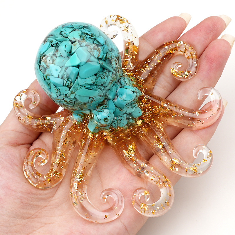 Crystal Gravel Resin Octopus Carving,130g