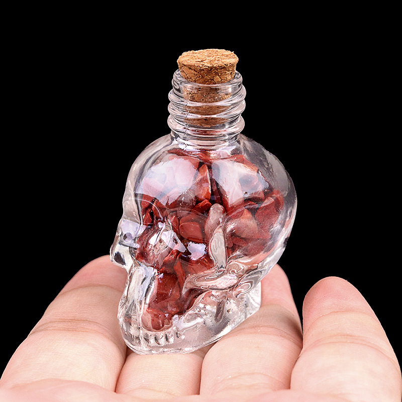 Crystal skull bottle with crushed stone carving,40g
