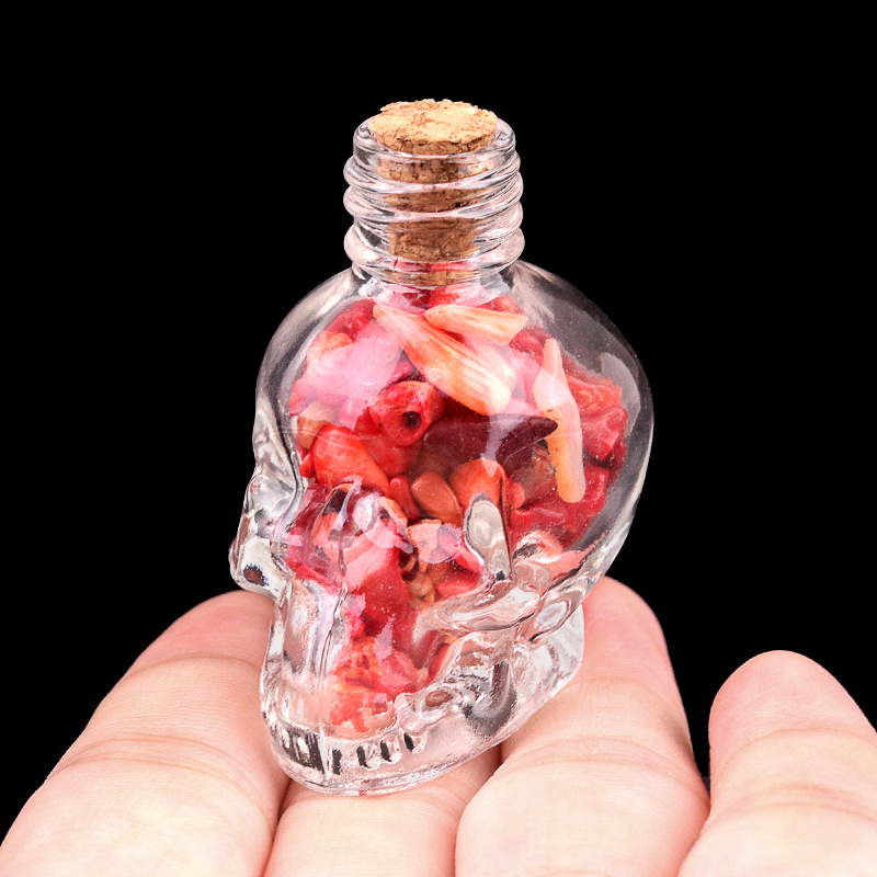Crystal skull bottle with crushed stone carving,40g